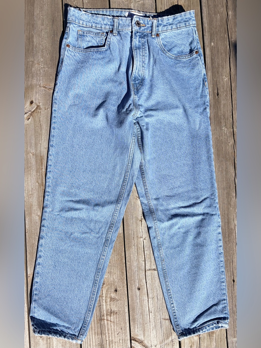 Zara Women’s Light Wash High Rise Jeans